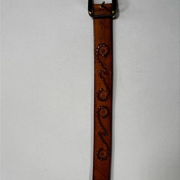 Levi’s Men’s Tooled and Braided Stitched Brown Leather Belt Western Hippy - Picture 10 of 11